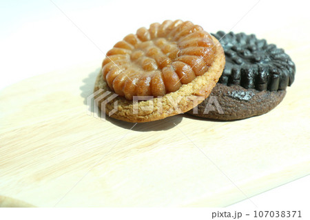 薬菓クッキー（プレーン＆チョコ）（韓国） 107038371