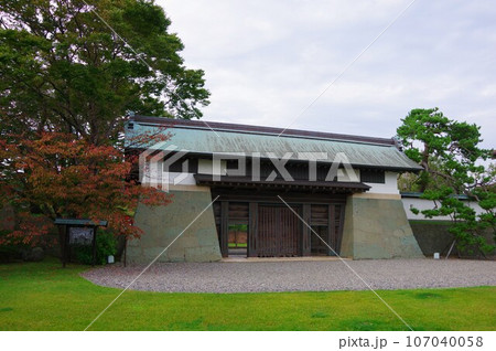 北海道松前町　松前城　本丸御門 107040058