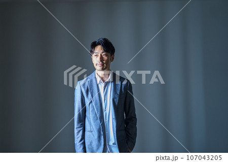 男性 ビジネス 男性 ビジネス 107043205