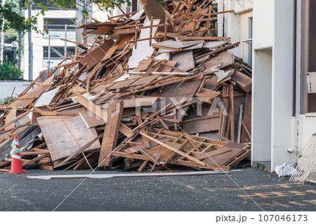 戸建て解体木材（大量）