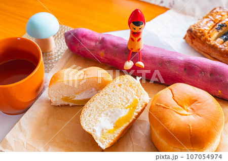 安納芋のクリームパン 107054974