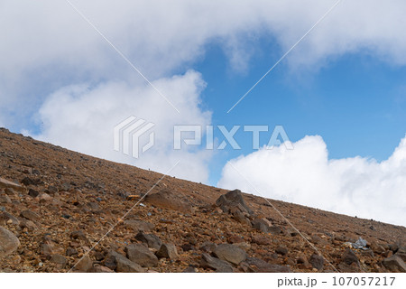 山に登る 107057217