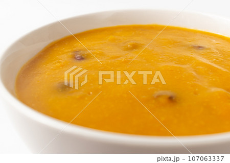 Pumpkin porridge on white background 107063337