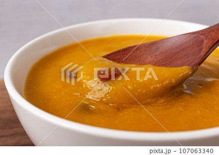 Sweet pumpkin porridge made from old pumpkins Sweet pumpkin porridge made from old pumpkins 107063340