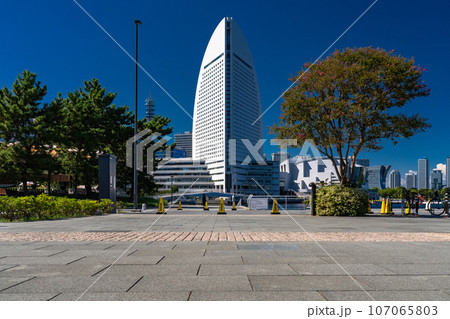 《神奈川県》横浜都市風景・スカイライン 107065803