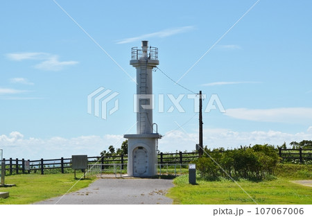 晴天の飯岡灯台　千葉 107067006