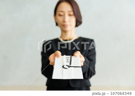 お葬式 107068349