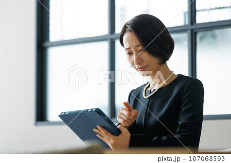 お葬式 お葬式 107068593