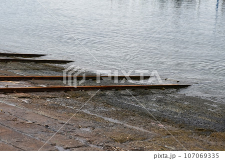 海に続くレール　三重 107069335