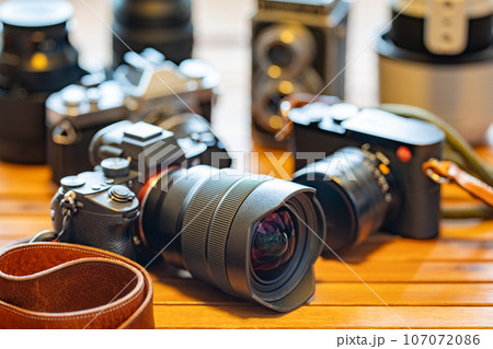 【フォトグラファー】ミラーレス一眼、デジタルカメラ、フィルムカメラ【撮影機材】 【フォトグラファー】ミラーレス一眼、デジタルカメラ、フィルムカメラ【撮影機材】 107072086