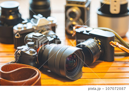 【フォトグラファー】ミラーレス一眼、デジタルカメラ、フィルムカメラ【撮影機材】 107072087