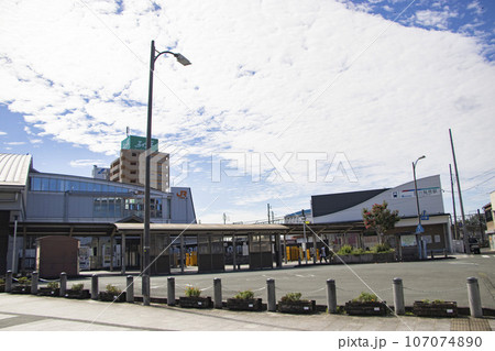 豊川稲荷駅 107074890