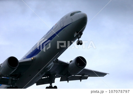 旅客機の離着陸 イメージ 旅客機の離着陸 イメージ 107078797