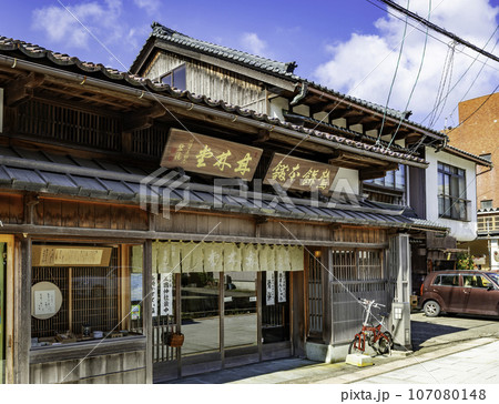 三国湊　上八町通りの町並み　福井県坂井市 107080148