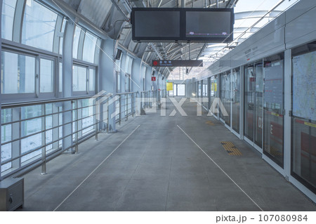 地下鉄の終着駅 107080984