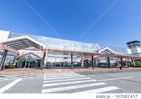 山形県東根市　快晴の山形空港（おいしい山形空港） 107082457