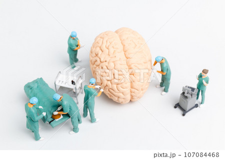 Doctor and nurse medical team are performing surgical operation at emergency room 107084468