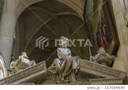 Saint Etienne du mont church, Paris, France Saint Etienne du mont church, Paris, France 107084690