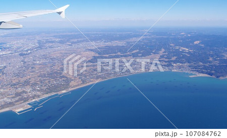 関東　千葉県富津市から木更津市周辺　飛行機からの眺め　2023-02-21 107084762