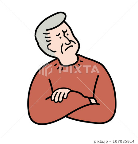 難しい顔で腕組みするシニア男性 難しい顔で腕組みするシニア男性 107085914