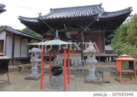 四国霊場第79番札所「天皇寺」本堂 四国霊場第79番札所「天皇寺」本堂 107085946