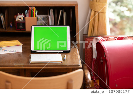 オンライン学習イメージ オンライン学習イメージ 107089177