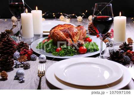 クリスマス　4　赤ワインとチキンのある晩餐 107097106