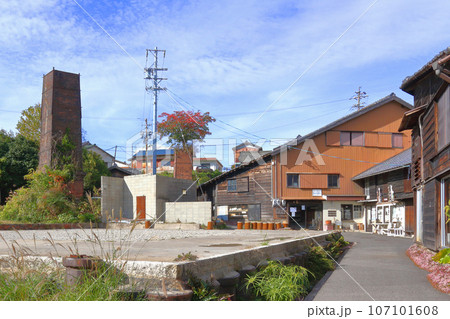 常滑市　常滑やきもの散歩道 107101608