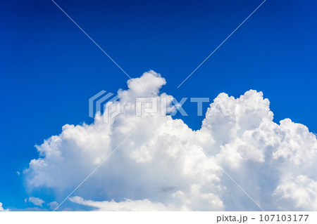 青空と雲 青空と雲 107103177