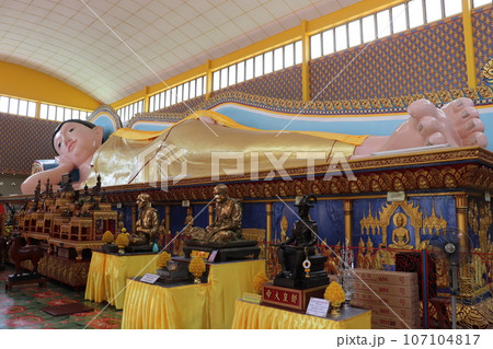 寝釈迦仏寺院　涅槃仏　涅槃寺　ペナン島　マレーシア　 107104817