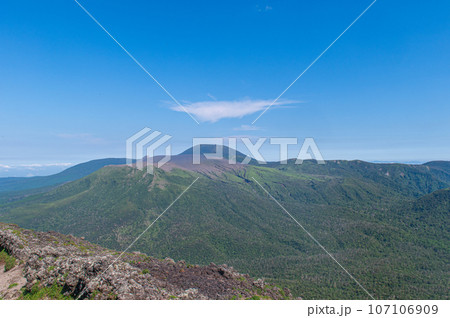 天孫降臨の地 高千穂峰登山 天孫降臨の地 高千穂峰登山 107106909