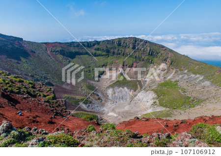 天孫降臨の地 高千穂峰登山 天孫降臨の地 高千穂峰登山 107106912