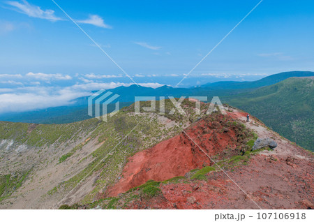 天孫降臨の地 高千穂峰登山 天孫降臨の地 高千穂峰登山 107106918