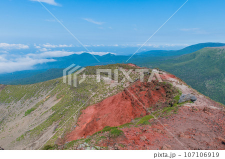 天孫降臨の地 高千穂峰登山 天孫降臨の地 高千穂峰登山 107106919