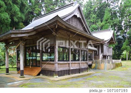 健男霜凝日子神社・神幸所・本殿と拝殿 健男霜凝日子神社・神幸所・本殿と拝殿 107107193
