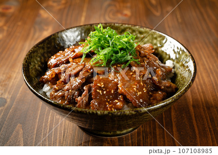 焼肉丼 焼肉丼 107108985