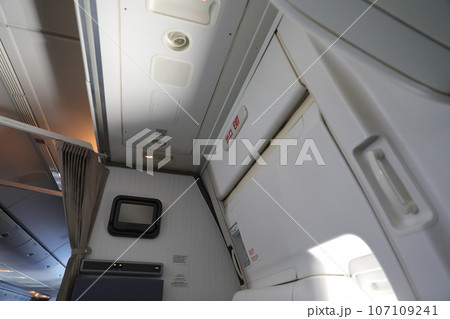 777 飛行機 航空機 107109241