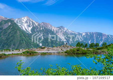 【山岳素材】夏の唐松岳・八方池【長野県】 【山岳素材】夏の唐松岳・八方池【長野県】 107109517