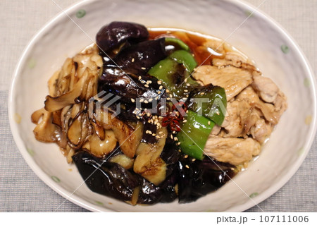 野菜と豚肉の焼きびたし 107111006