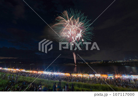 筑後川花火大会「特大早打」 筑後川花火大会「特大早打」 107117000
