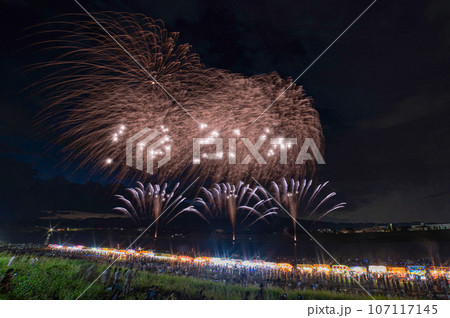 筑後川花火大会「超特別大早打」 107117145