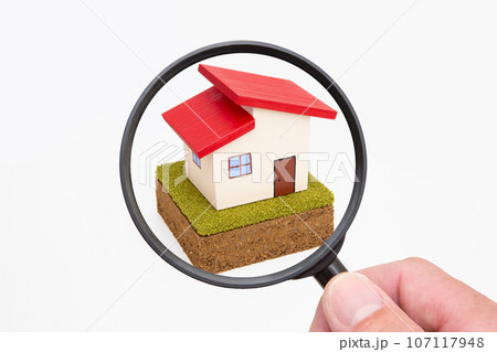 住宅と虫メガネ 調査 診断 調べ イメージ 住宅と虫メガネ 調査 診断 調べ イメージ 107117948