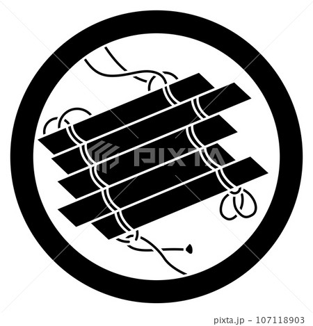 家紋です。丸に筏（いかだ）といいます。 107118903