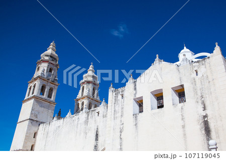 The Our Lady of the Immaculate Conception Cathedral. Campeche,Mexico 107119045
