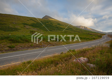 The Conor Pass is the highest mountain pass in Ireland. 107119059
