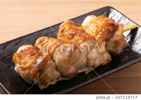 鶏もも肉のあぶり焼き 鶏もも肉のあぶり焼き 107119717