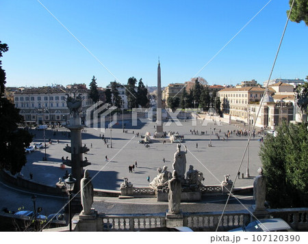 ローマのポポロ広場(Piazza del Popolo) ローマのポポロ広場(Piazza del Popolo) 107120390