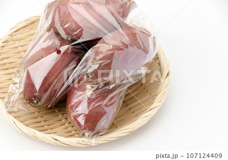 薩摩芋(シルクスイート)袋入り 薩摩芋(シルクスイート)袋入り 107124409