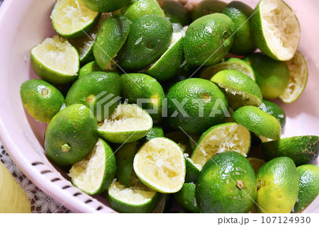 宮崎特産のヘベス 107124930