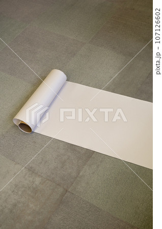 無地の巻物|モックアップ 無地の巻物|モックアップ 107126602